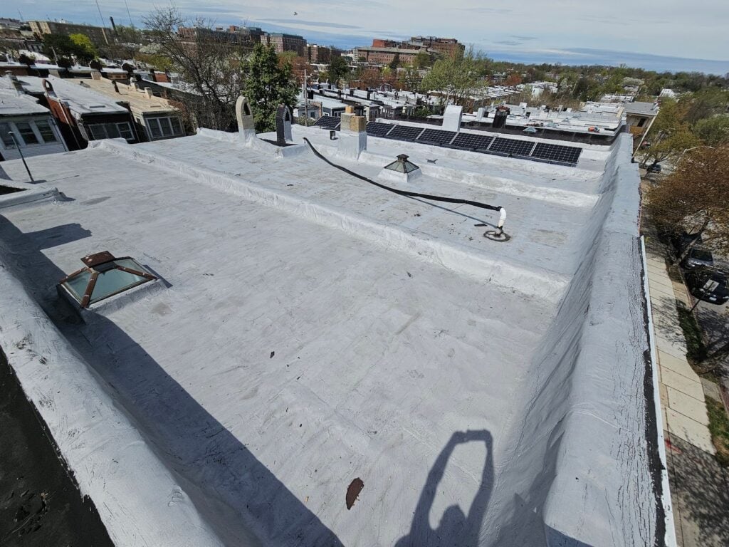  roof coatings has an acrylic coating