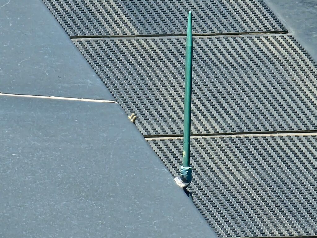 spiky lighting catchers