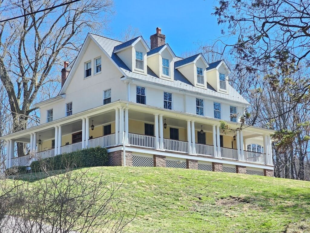 Colonial Revival Gable Roof and Dormers - Part I